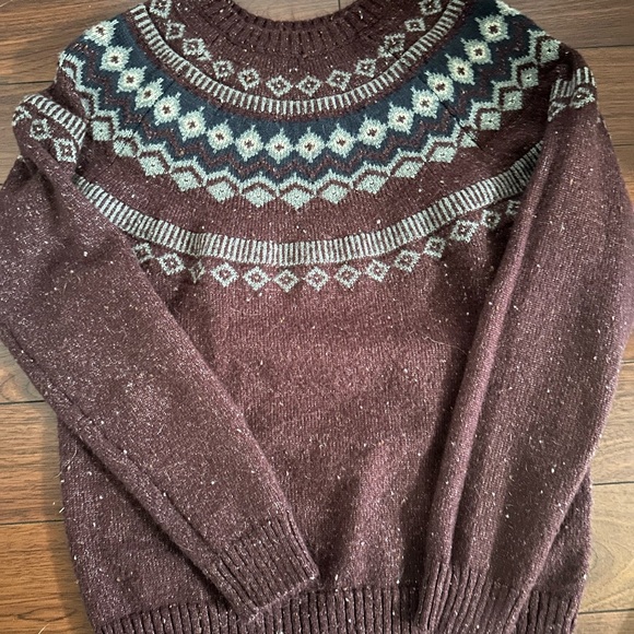 Weatherproof Sweaters - Weatherproof women’s  Maroon and Gray Patterned Crewneck Sweater